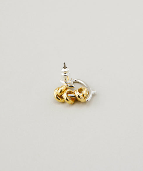 Line Coil HeartピアスM LAPUIS